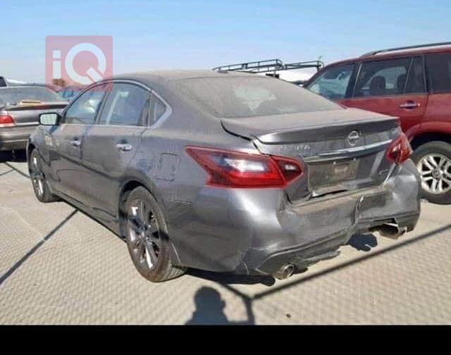 نيسان ألتيما